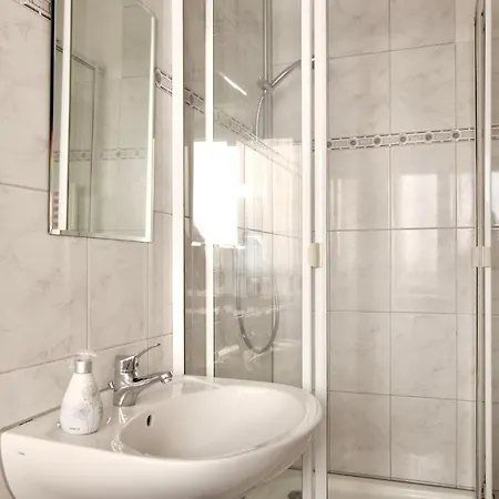 Apartamento Modern Eingerichtetes Nahe Zulpicher Platz Colónia