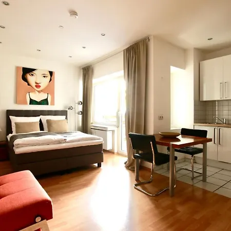 Apartamento Modern Eingerichtetes Nahe Zulpicher Platz