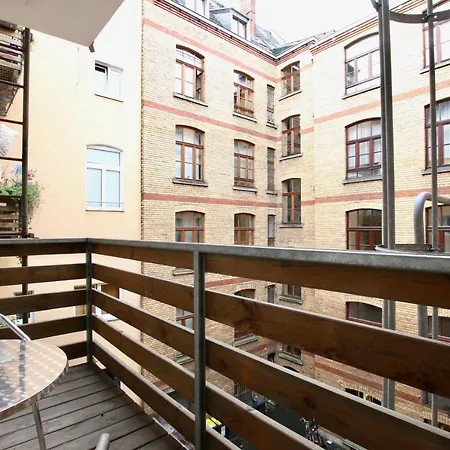 Modern Eingerichtetes Nahe Zulpicher Platz Apartamento