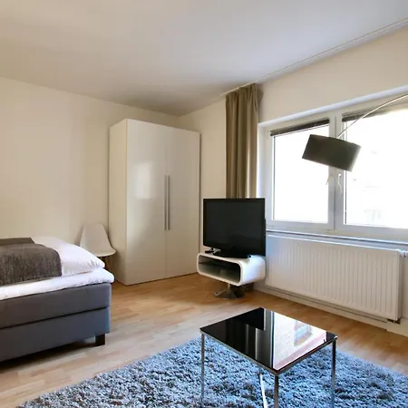 Modern Eingerichtetes Nahe Zulpicher Platz Apartamento