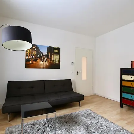 Apartmán Modern Eingerichtetes Nahe Zulpicher Platz